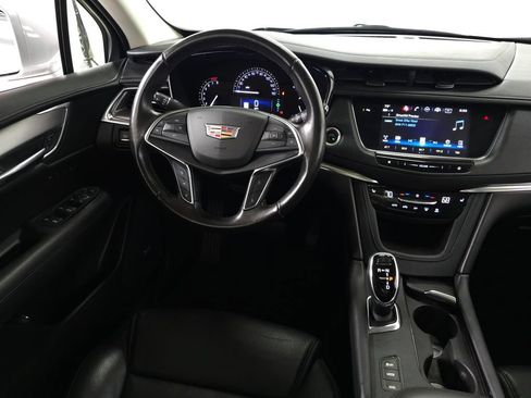 Used 2019 Cadillac XT5 Luxury AWD/4WD image 17