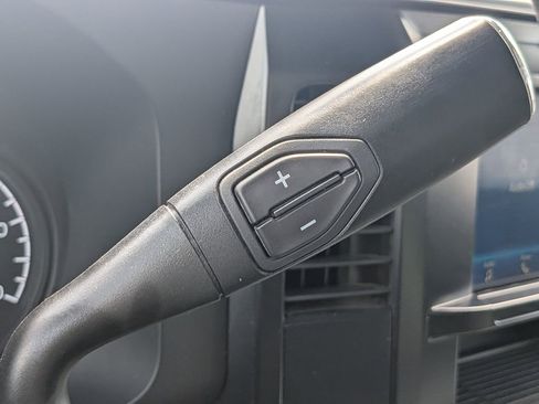 Used 2025 Ford F250 XLT image 27