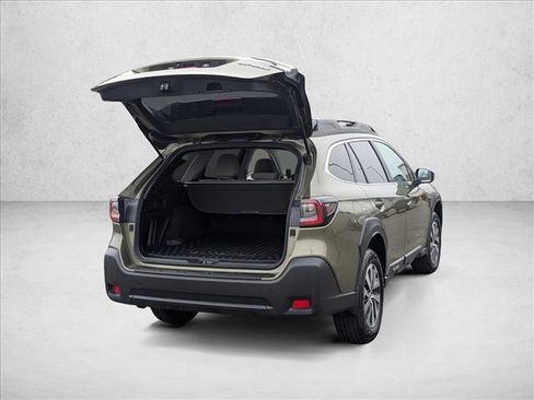 Certified 2025 Subaru Outback Premium image 5