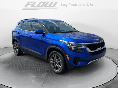 Used 2023 Kia Seltos S FWD image 1