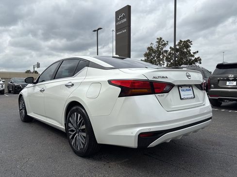 Used 2023 Nissan Altima 2.5 SV image 8