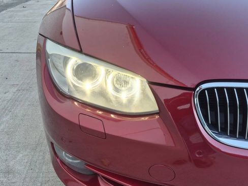 Used 2013 BMW 328i Convertible image 12