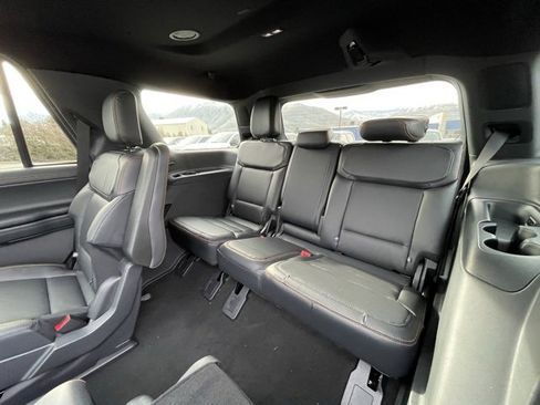 New 2026 Ford Expedition Tremor image 19