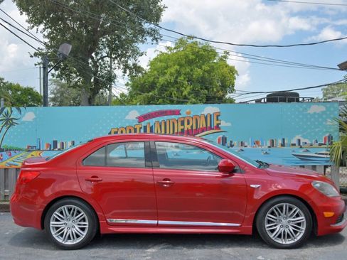 Used 2013 Suzuki Kizashi Sport SLS AWD/4WD image 24