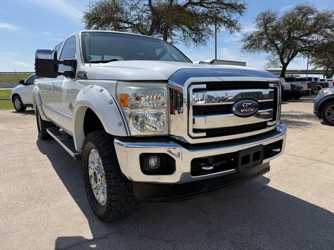 Used 2013 Ford F250 Lariat w/ Lariat Ultimate Pkg image 1