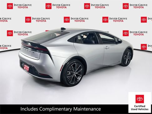 Certified 2026 Toyota Prius XLE AWD/4WD image 5