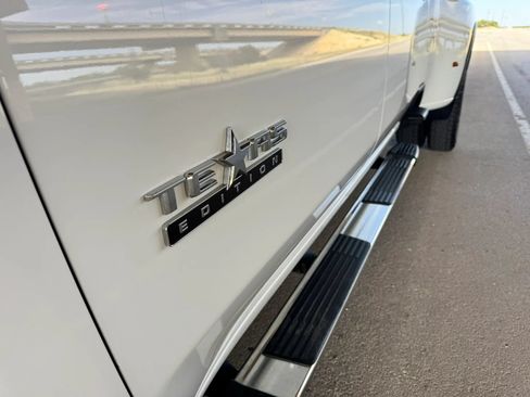 Used 2023 Chevrolet Silverado 3500 LT w/ Texas Edition AWD/4WD image 10