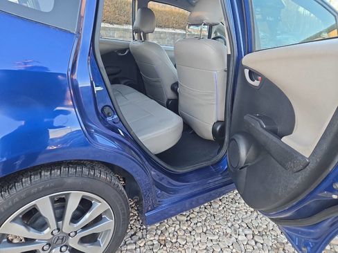 Used 2013 Honda Fit Sport image 25