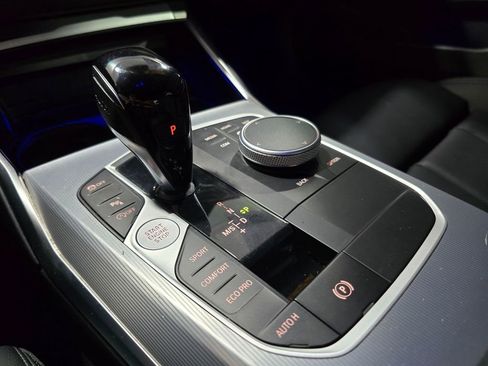 Used 2022 BMW 330i Sedan w/ Premium Package 2 image 24