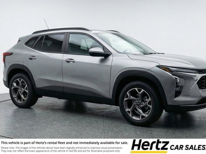 Used 2025 Chevrolet Trax LT