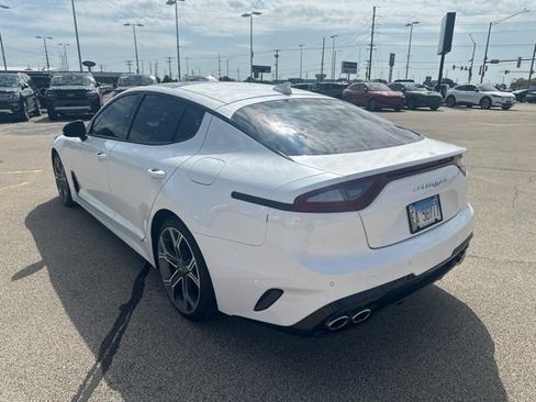 Used 2020 Kia Stinger GT2 AWD/4WD image 4