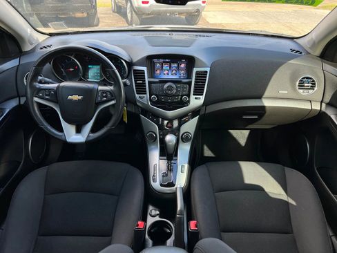 Used 2013 Chevrolet Cruze Eco w/ Enhanced Safety Package image 15