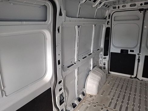 Used 2026 RAM ProMaster 2500 w/ Convenience Group FWD image 12