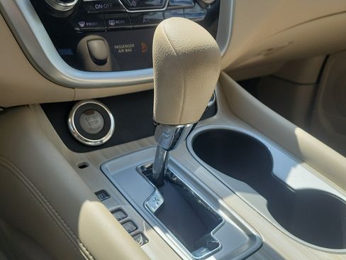 Used 2017 Nissan Murano S w/ Navigation Package FWD image 29