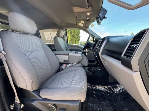 Used 2018 Ford F150 XLT w/ Equipment Group 302A Luxury image 36