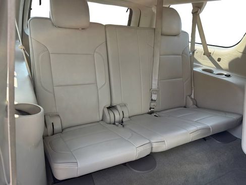 Used 2018 GMC Yukon XL Denali w/ Denali Ultimate Package AWD/4WD image 10
