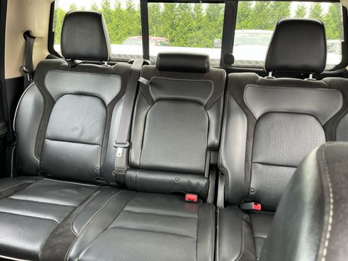 Used 2019 RAM 1500 Laramie AWD/4WD image 20