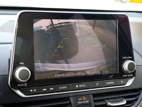 Used 2023 Nissan Altima 2.5 SV image 12