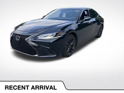 Used 2023 Lexus ES 350 F Sport w/ Accessory Package (Z1)