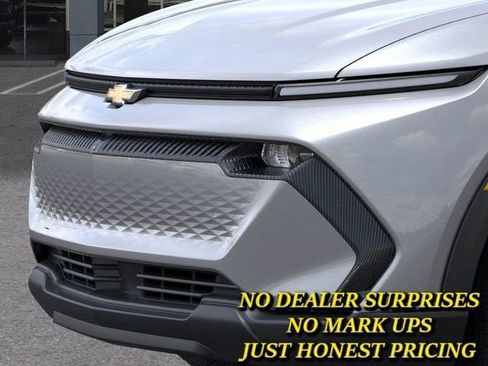 New 2026 Chevrolet Equinox EV LT image 13