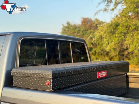 Used 1989 Ford F250 XL 2dr 4WD Standard Cab LB image 15