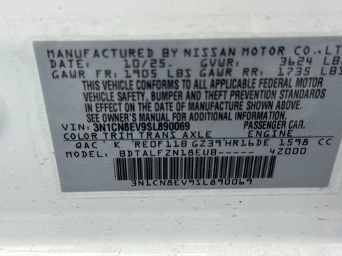 New 2025 Nissan Versa SV w/ Trunk Package FWD image 26