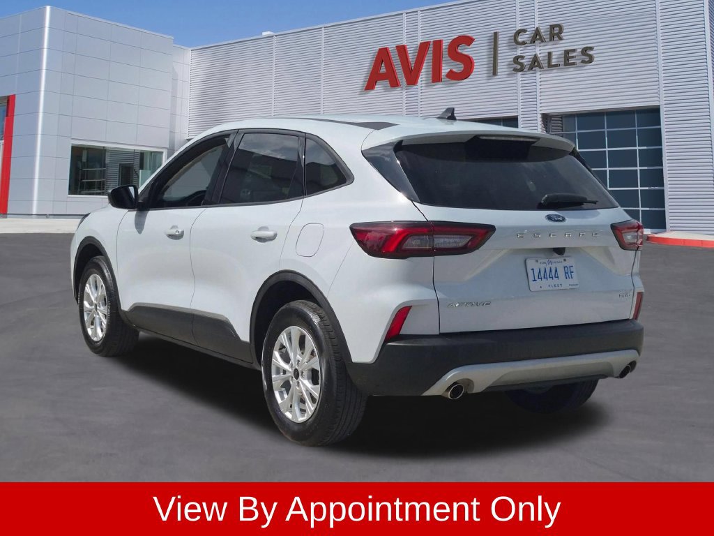 Used 2025 Ford Escape Active AWD/4WD image 9