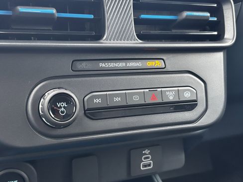 New 2026 Ford Maverick XLT w/ XLT Luxury Package image 6