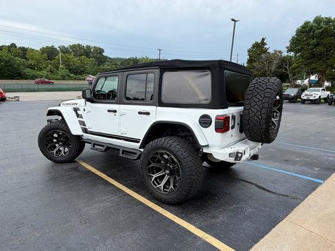 Used 2019 Jeep Wrangler Unlimited Rubicon AWD/4WD image 5