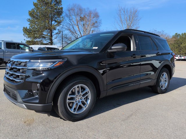 New 2026 Ford Explorer Active w/ Active Comfort Package RWD image 7
