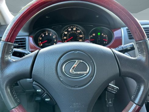 Used 2002 Lexus ES 330 image 16