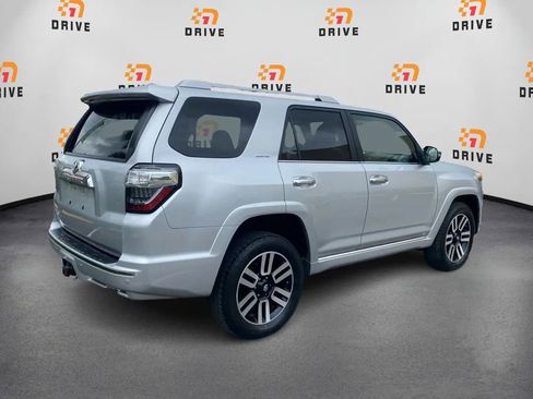 Used 2018 Toyota 4Runner Limited image 5