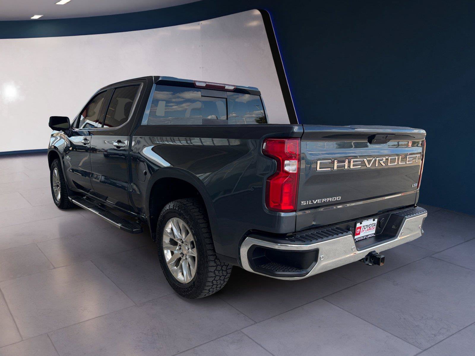 Used 2020 Chevrolet Silverado 1500 LTZ w/ LTZ Texas Edition RWD image 3