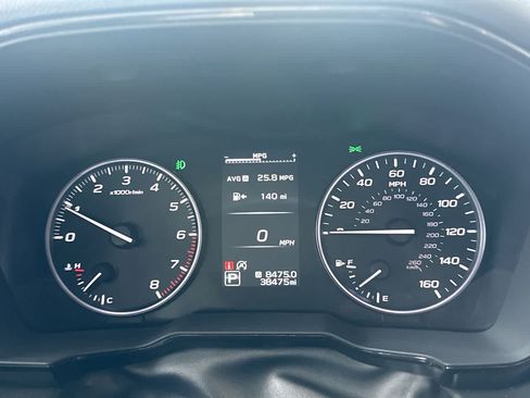 Used 2024 Subaru Outback Premium AWD/4WD image 16