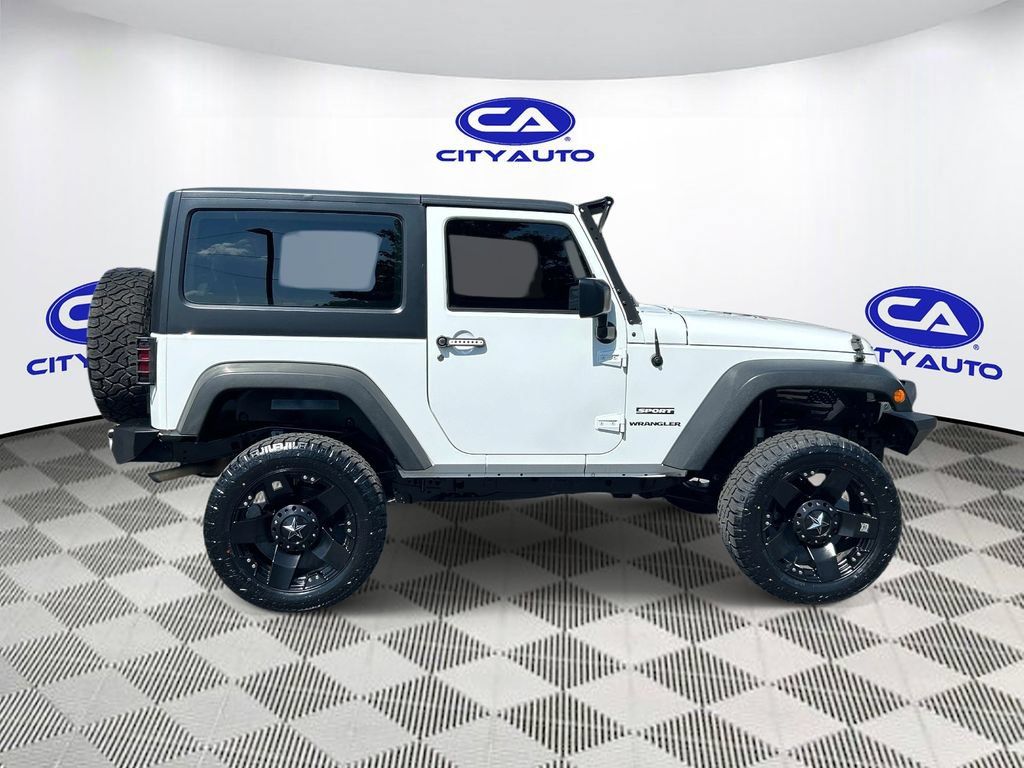 Used 2016 Jeep Wrangler Sport AWD/4WD image 2
