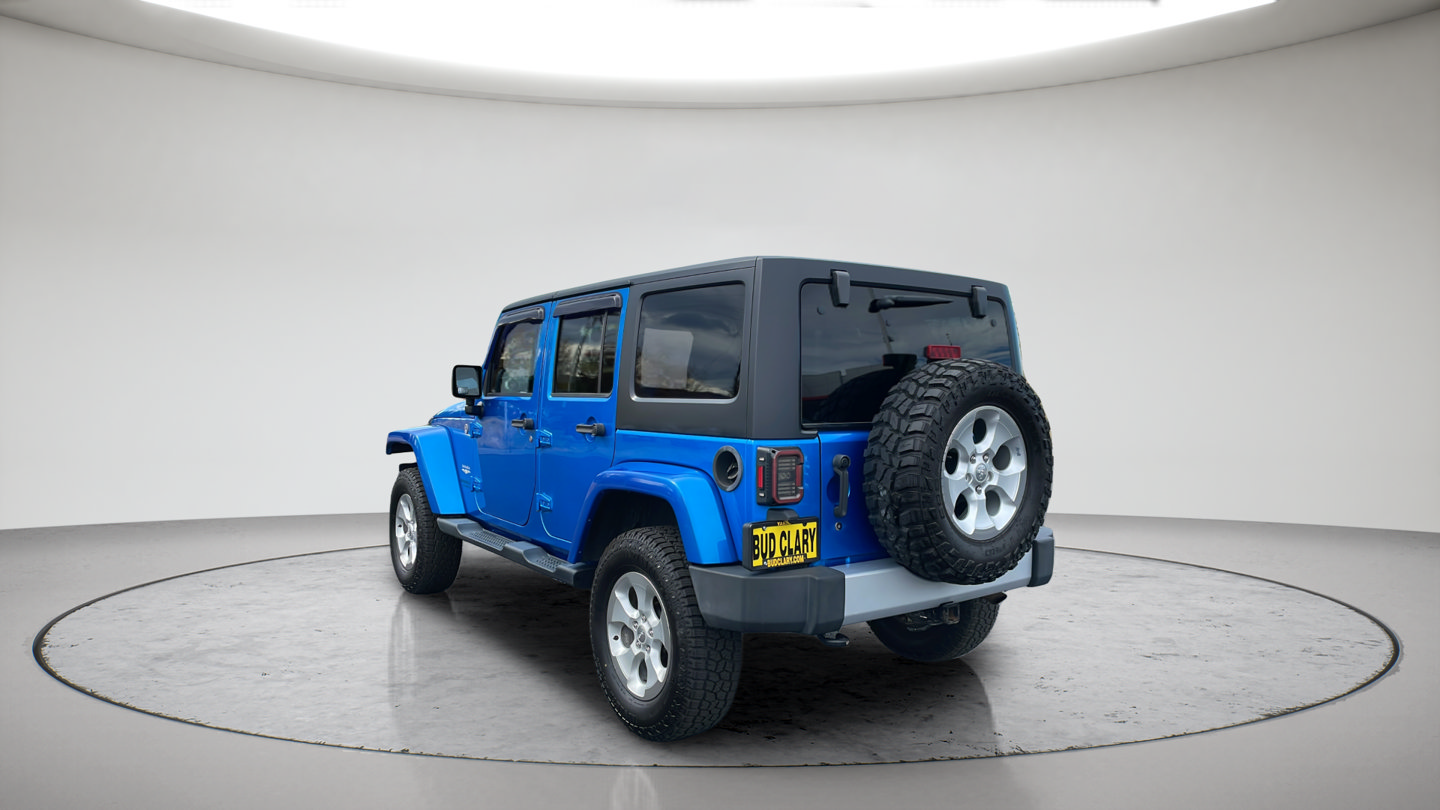 Used 2014 Jeep Wrangler Unlimited Sahara w/ Dual Top Group AWD/4WD image 7