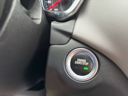 Used 2024 Chevrolet Equinox LS w/ LS Convenience Package AWD/4WD image 20