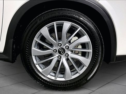 Used 2023 INFINITI QX50 Luxe image 10