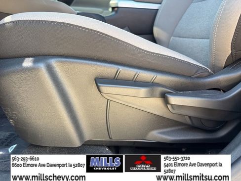 Used 2025 GMC Terrain Elevation w/ Technology Package II AWD/4WD image 11