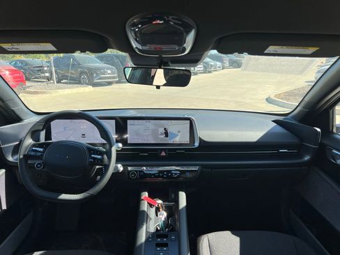 New 2025 Hyundai Ioniq 6 SE image 20