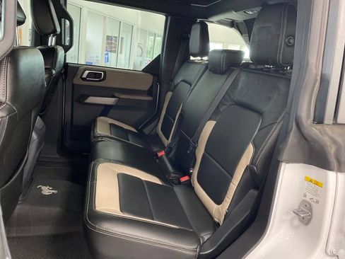 Used 2023 Ford Bronco Wildtrak AWD/4WD image 19