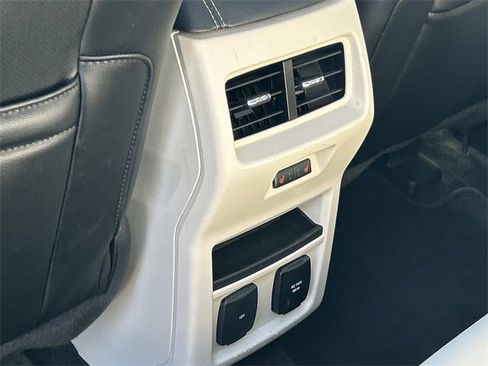 Certified 2020 Ford Edge Titanium w/ Equipment Group 301A image 21