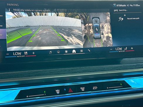 Used 2025 BMW 760i xDrive 760i xDrive w/ Executive Package image 14