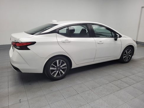 Used 2021 Nissan Versa SV FWD image 10