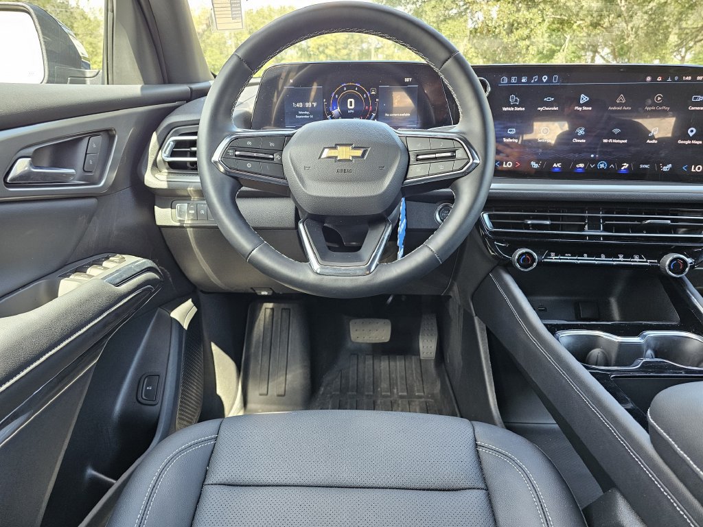 Used 2026 Chevrolet Traverse LT w/ Driver Confidence Package FWD image 13