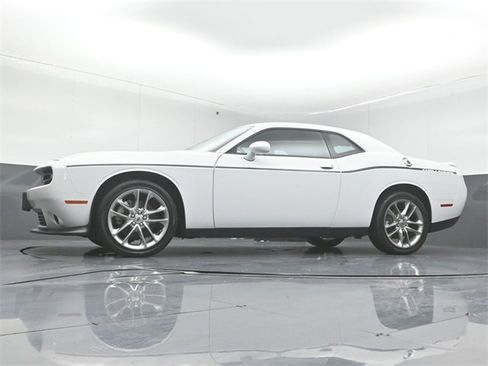 Used 2023 Dodge Challenger GT image 37