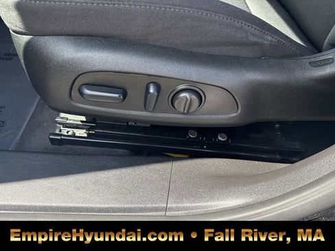 Used 2024 Chevrolet Malibu LT FWD image 20