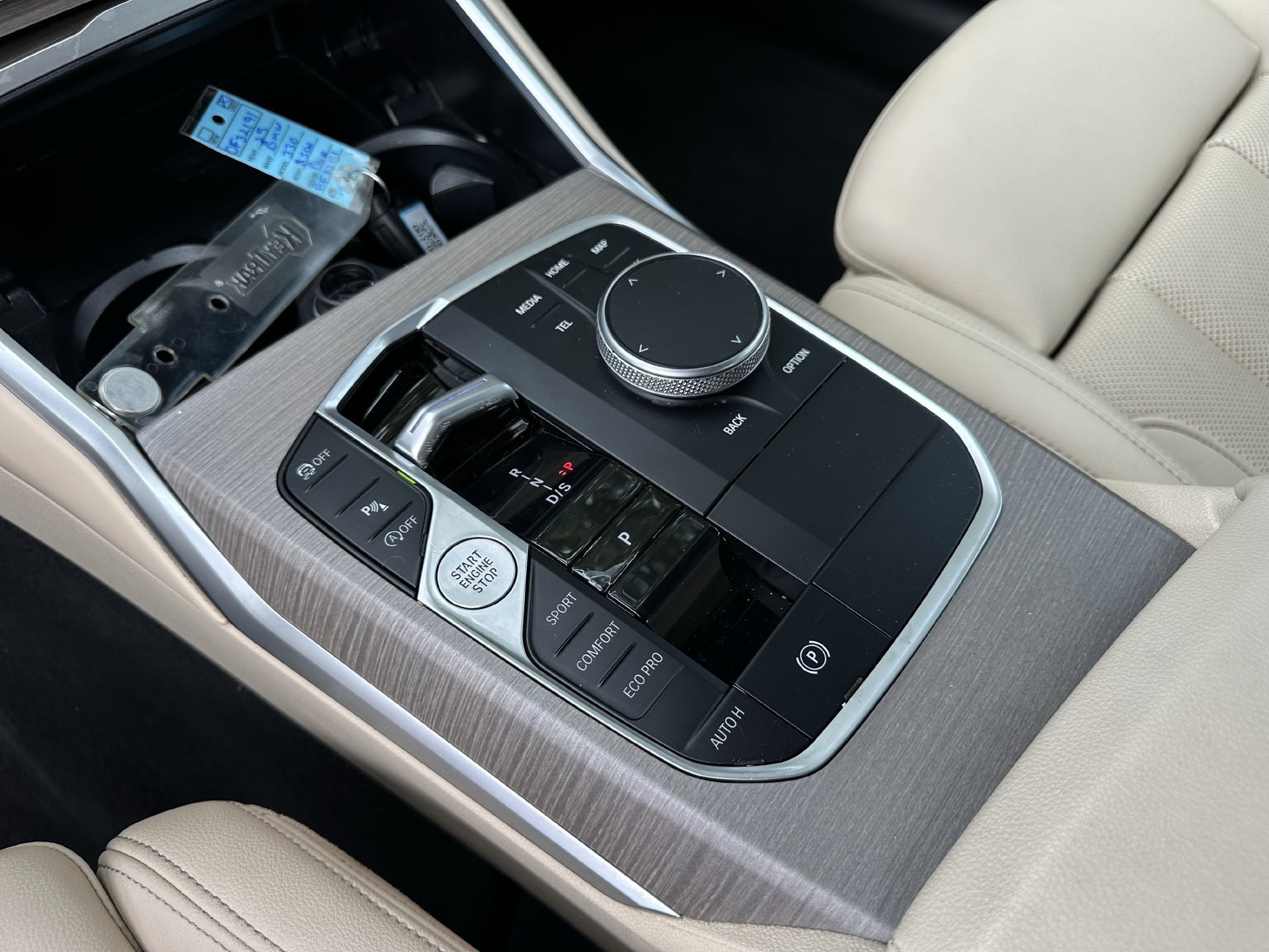 Certified 2025 BMW 330i Sedan RWD image 27