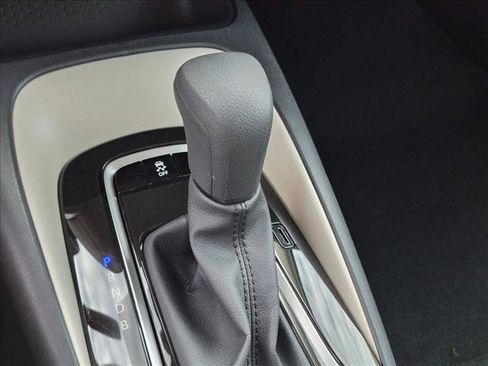 New 2026 Toyota Corolla LE FWD image 11
