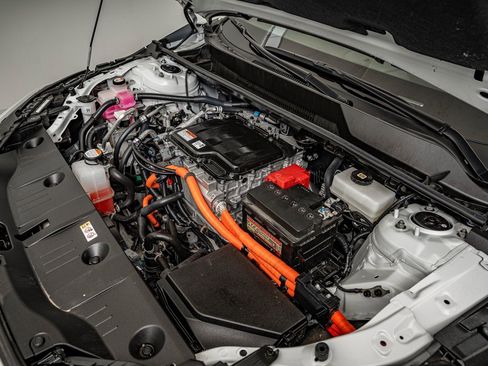 Used 2023 Toyota bZ4X Limited w/ Weather Package image 37